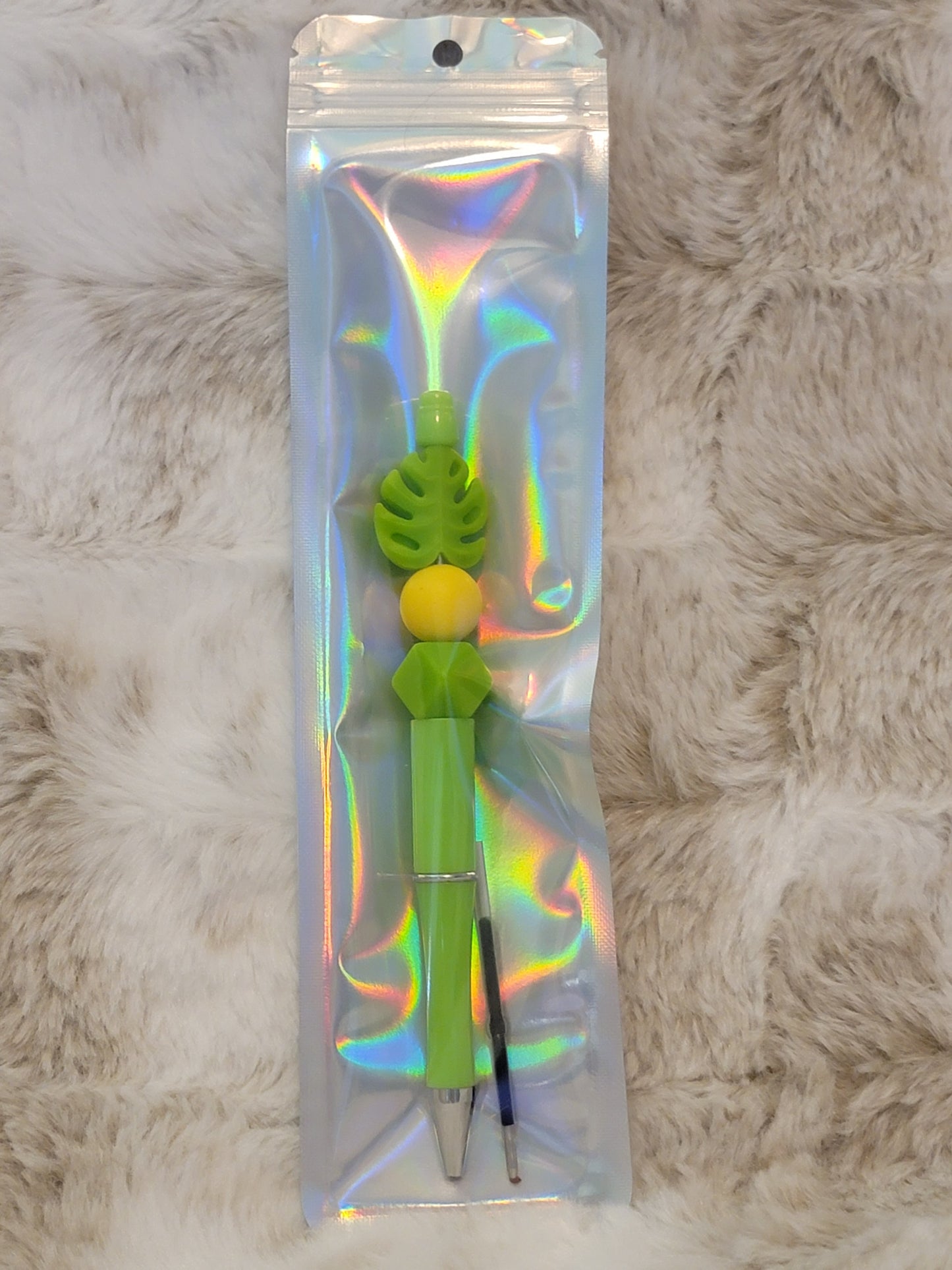 Green and yellow leaf